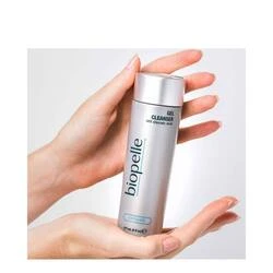 Biopelle Gel Cleanser (10% Glycolic Acid) - Image 2